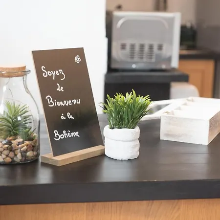 A Decouvrir - Le Boheme Apartment